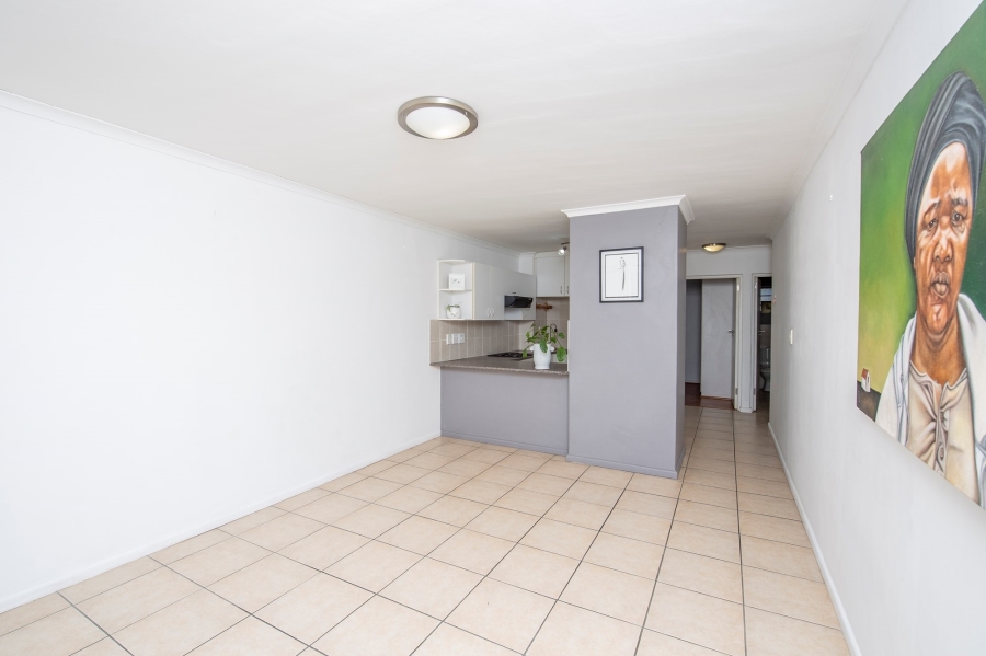 1 Bedroom Property for Sale in Silver Oaks Western Cape
